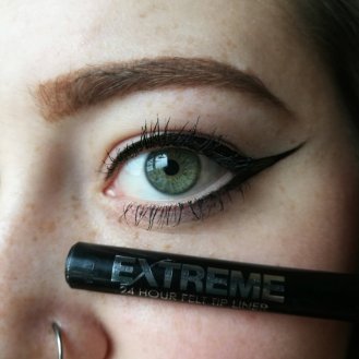 tips and tricks for perfect winged eyeliner